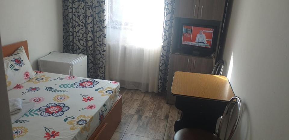 Garsoniera Appartement Buzău Buitenkant foto
